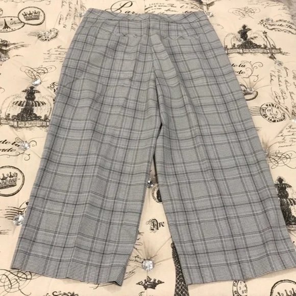 HALOGEN Plaid Wide Leg Crop Pants - Picture 6 of 7